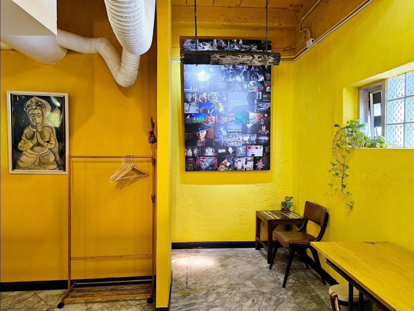 Ostello Ddm House Bangkok Esterno foto