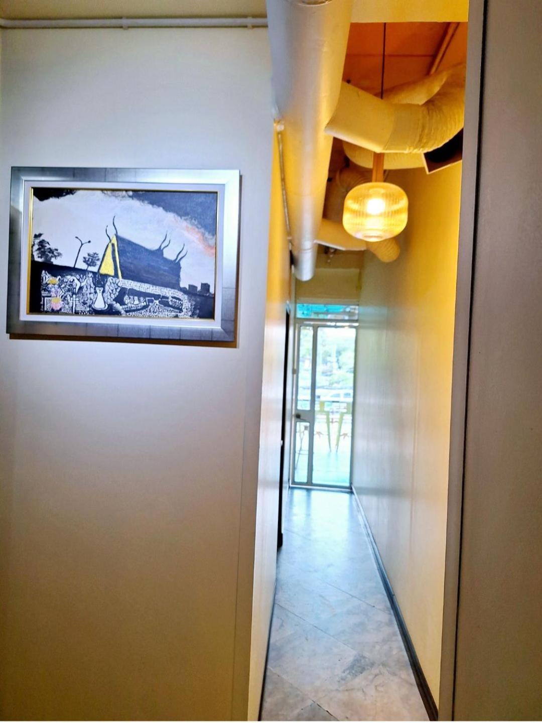 Ostello Ddm House Bangkok Esterno foto