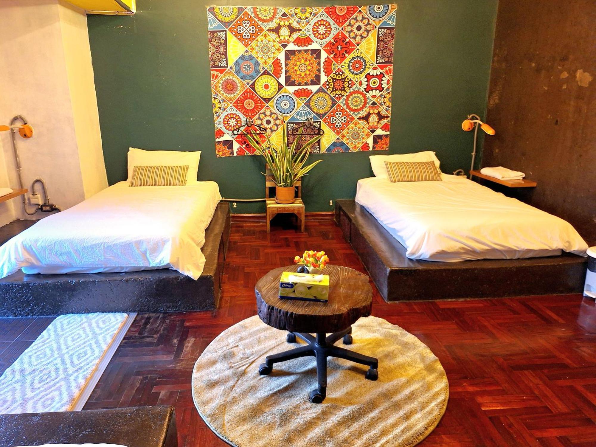 Ostello Ddm House Bangkok Esterno foto