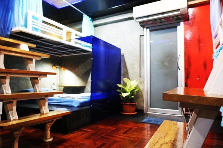 Ostello Ddm House Bangkok Esterno foto