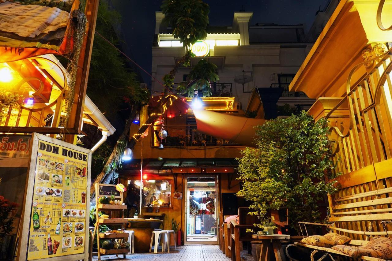 Ostello Ddm House Bangkok Esterno foto